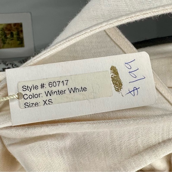 NWT Elijah V-Neck Maxi Dress Beige with Black Rosette Size XS - Picture 7 of 12